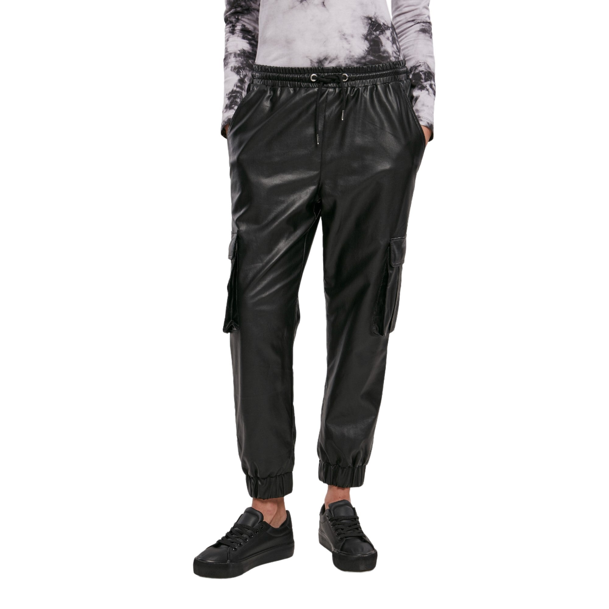 Stylish And Comfortable Leather Trousers Unisex - Perfect For All Seasons